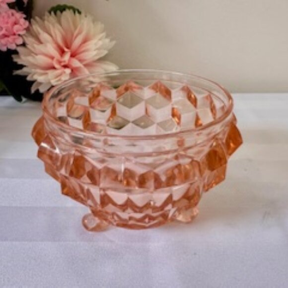 Pink‎ Whitehall Cubist Footed Glass Bowl Vintage Depression Style Peach Glass - Picture 3 of 5